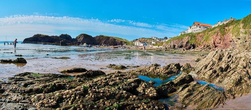 Hope cove rock pools at low tide